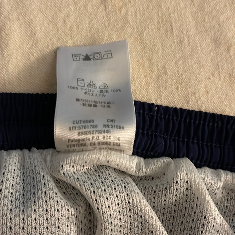 SALE 🔥🔥Patagonia Mens Swim Trunks Navy Blue Size XL - Picture 6 of 9